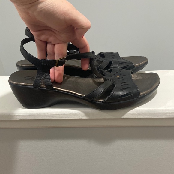 CLARKS Bendables Leather Wedge Sandals black color Women's Sz 10M - Picture 6 of 16